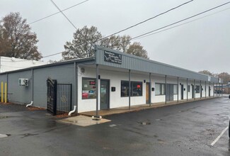 More details for 2921-2937 Gibbon Rd, Charlotte, NC - Retail for Lease