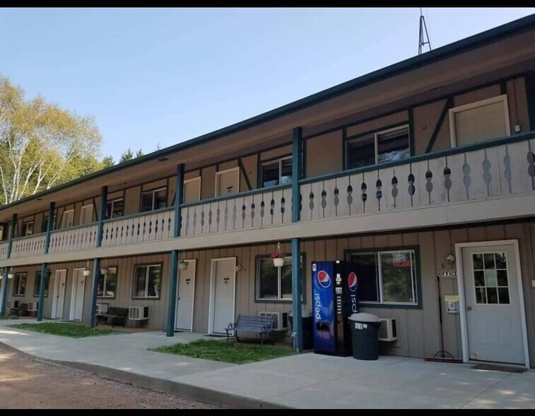 N9885 Hwy 55, Pearson, WI 54462