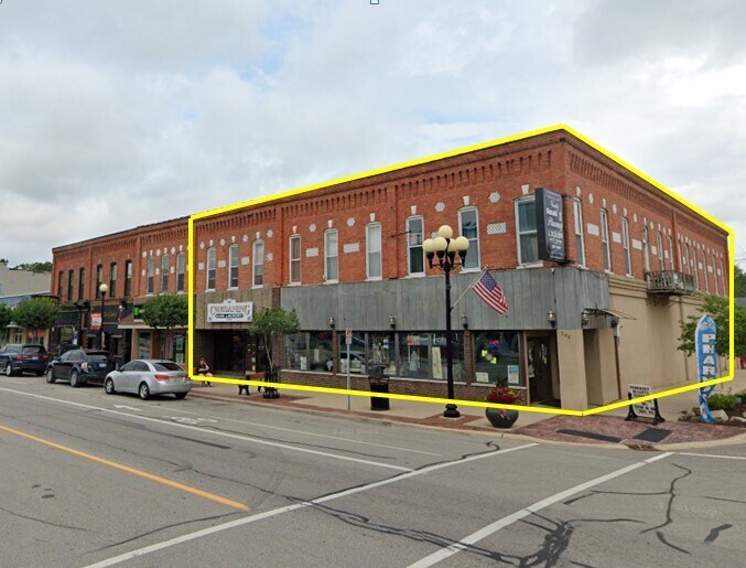 200-226 W Broad St, Chesaning, MI for sale Building Photo- Image 1 of 1