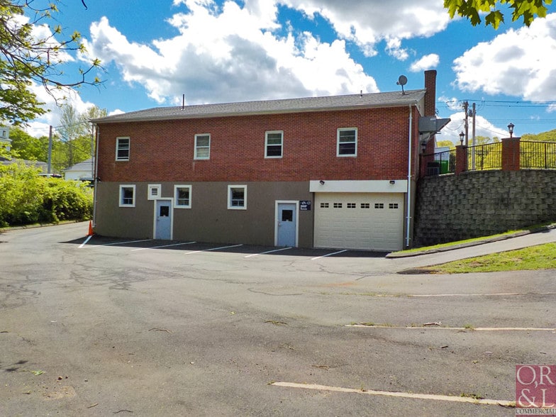 3295 Whitney Ave, Hamden, CT for sale - Building Photo - Image 1 of 1