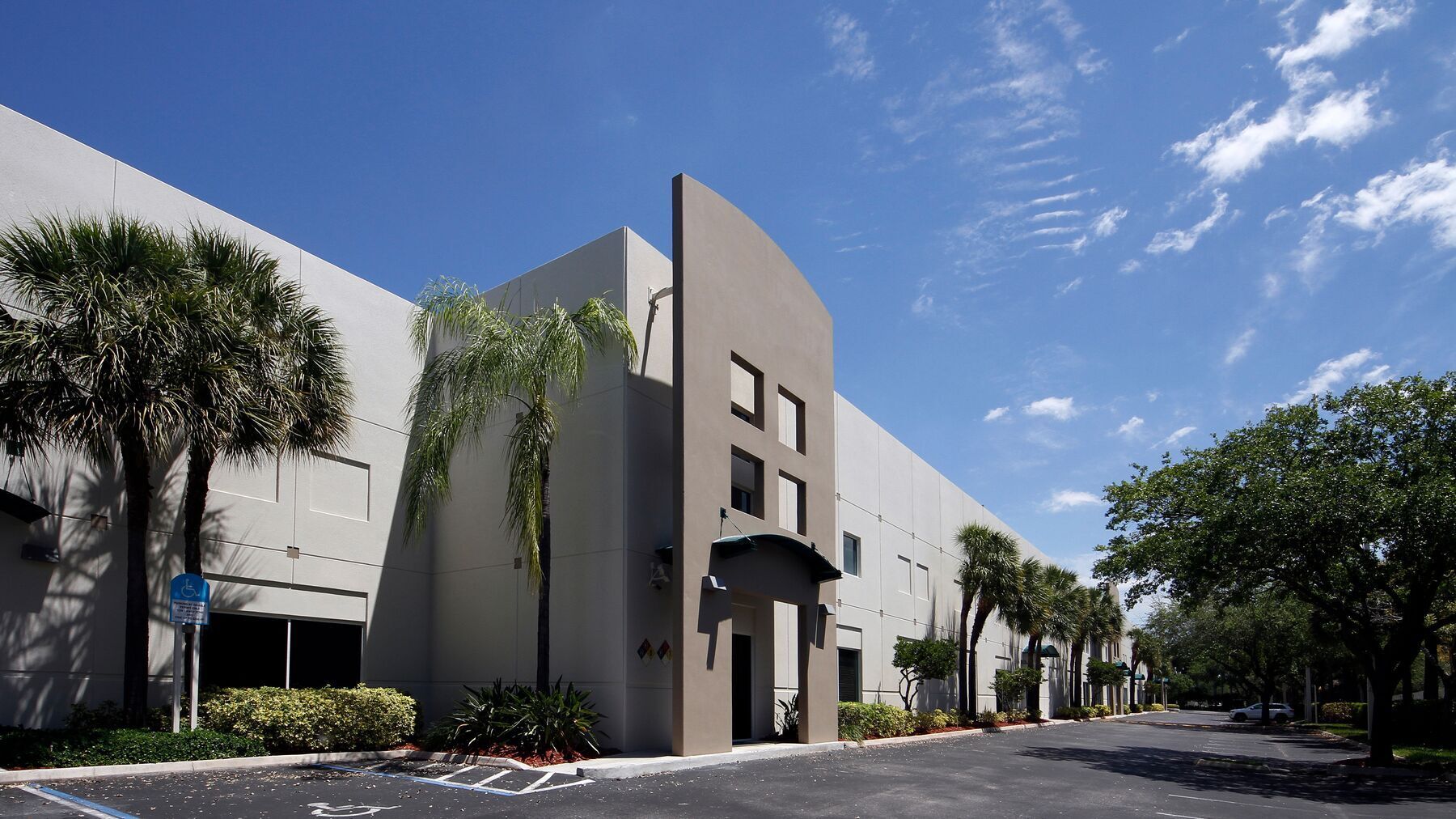 6701 NW 7th St, Miami, FL for lease Building Photo- Image 1 of 6