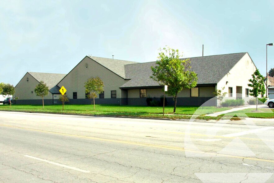 2200 Front St, Toledo, OH for sale - Building Photo - Image 1 of 1