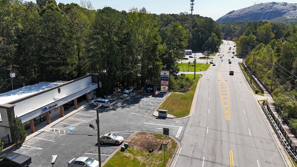 5950 Hugh Howell Rd, Stone Mountain, GA for lease - Building Photo - Image 1 of 6