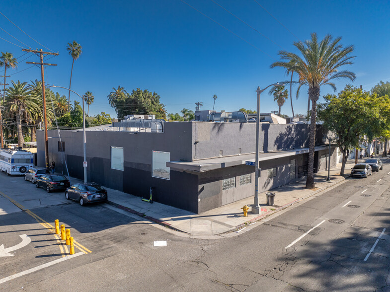 752-758 N Highland Ave, Los Angeles, CA for sale - Building Photo - Image 2 of 18