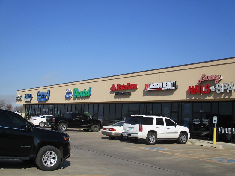 El Reno Oklahoma >> 1701 1715 Investors Ave El Reno Ok 73036 Retail Space El Reno Oklahoma >> 1701 1715 Investors Ave El Reno Ok 73036 Retail Space