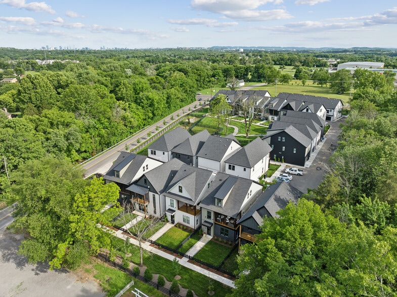 9 Homes Available for Purchase portfolio of 9 properties for sale on LoopNet.com - Aerial - Image 3 of 13