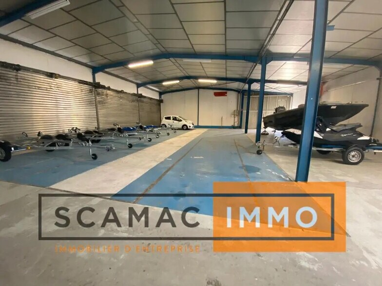 Industrial in Le Pontet for lease - Interior Photo - Image 2 of 7