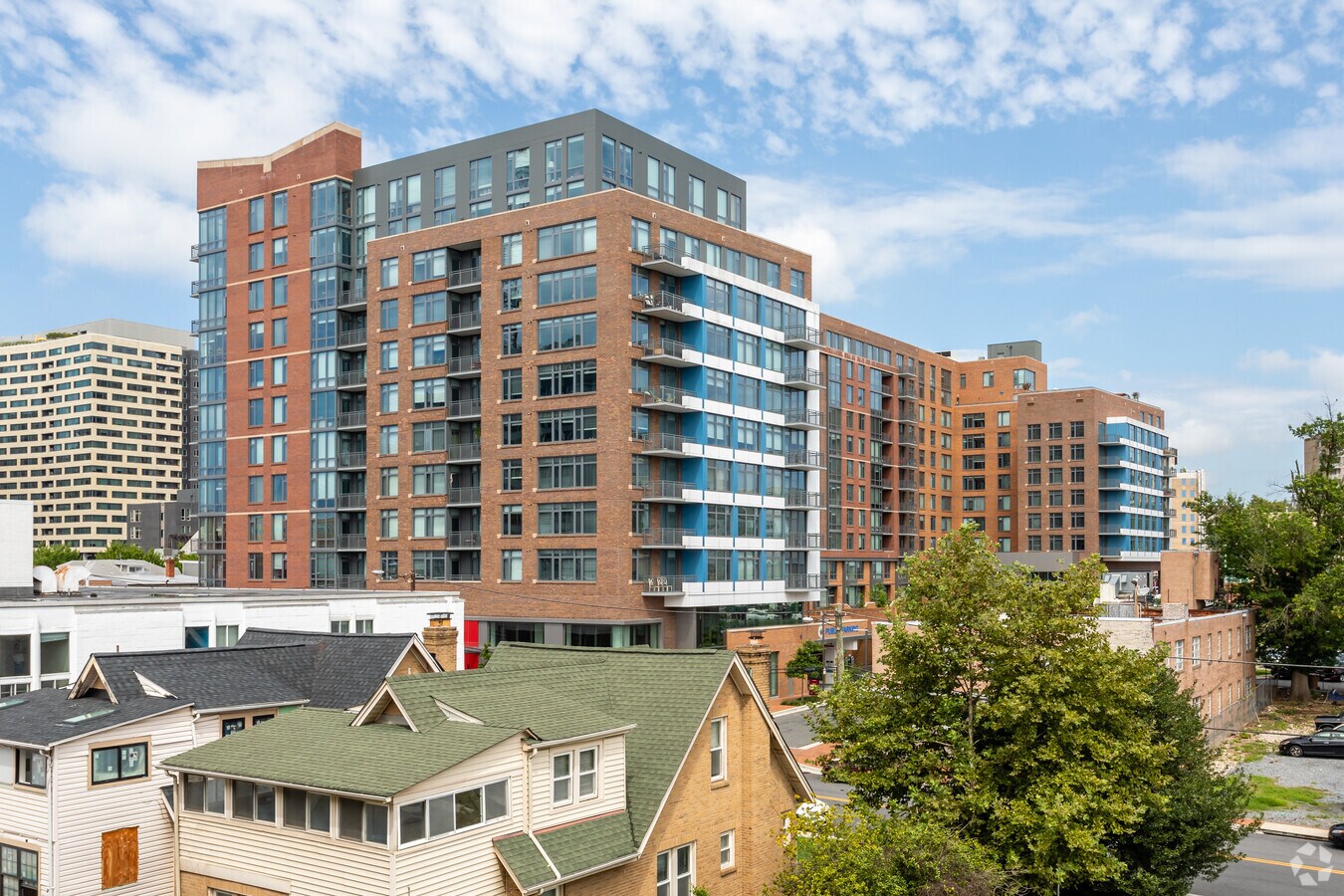 915 Silver Spring Ave, Silver Spring, MD 20910