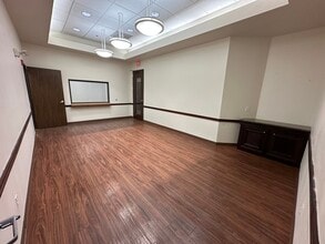 8706 Fredericksburg Rd, San Antonio, TX for sale Interior Photo- Image 2 of 3