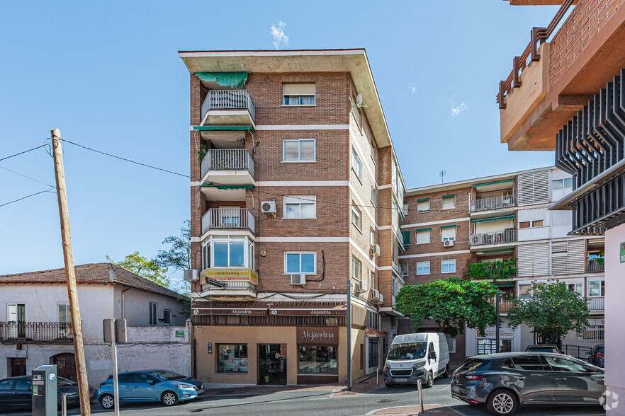 Plaza San Juan, 2, Pozuelo De Alarcón, Madrid for sale - Building Photo - Image 2 of 3