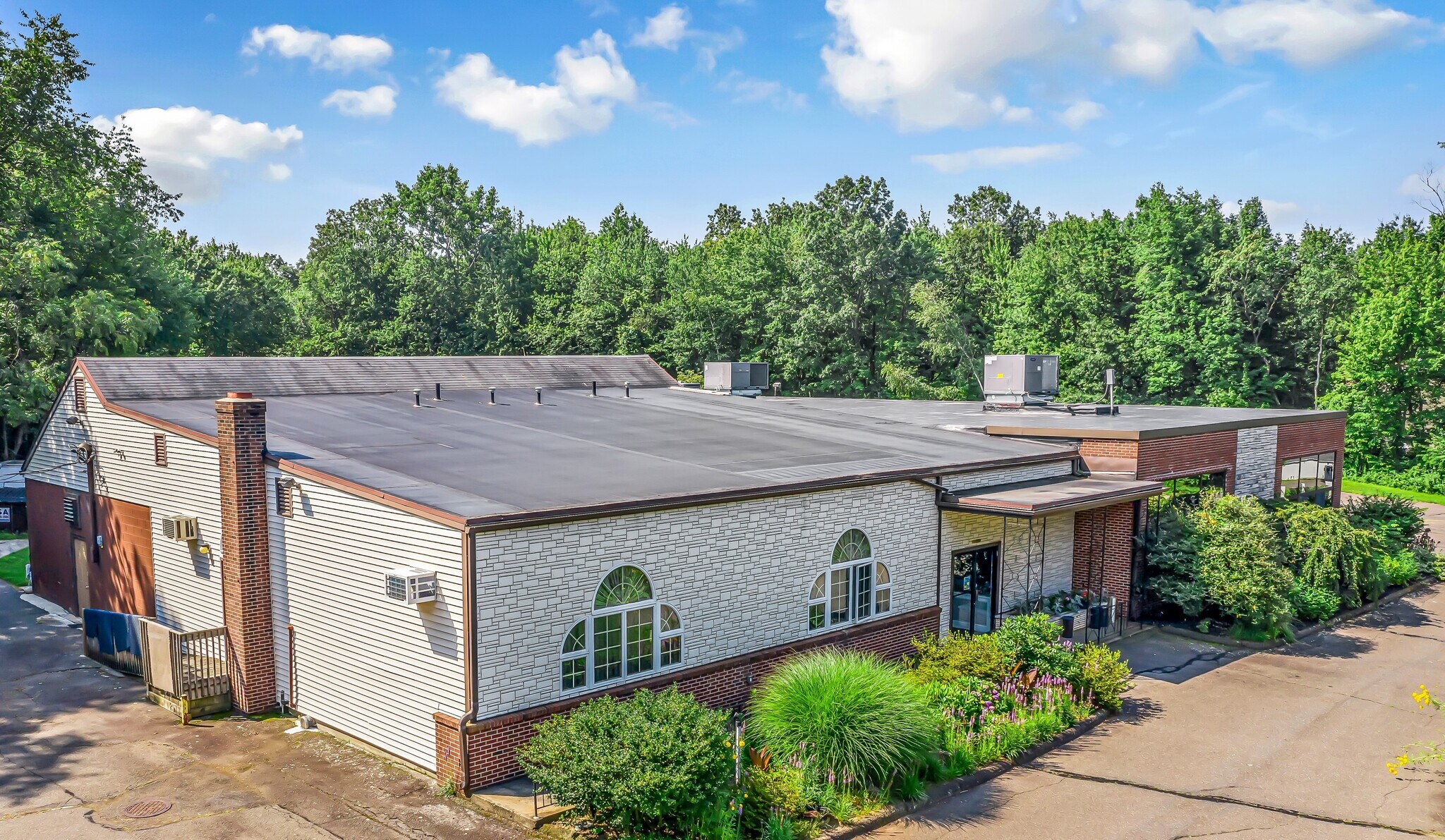 1146 Spindle Hill Rd, Wolcott, CT for sale Building Photo- Image 1 of 1