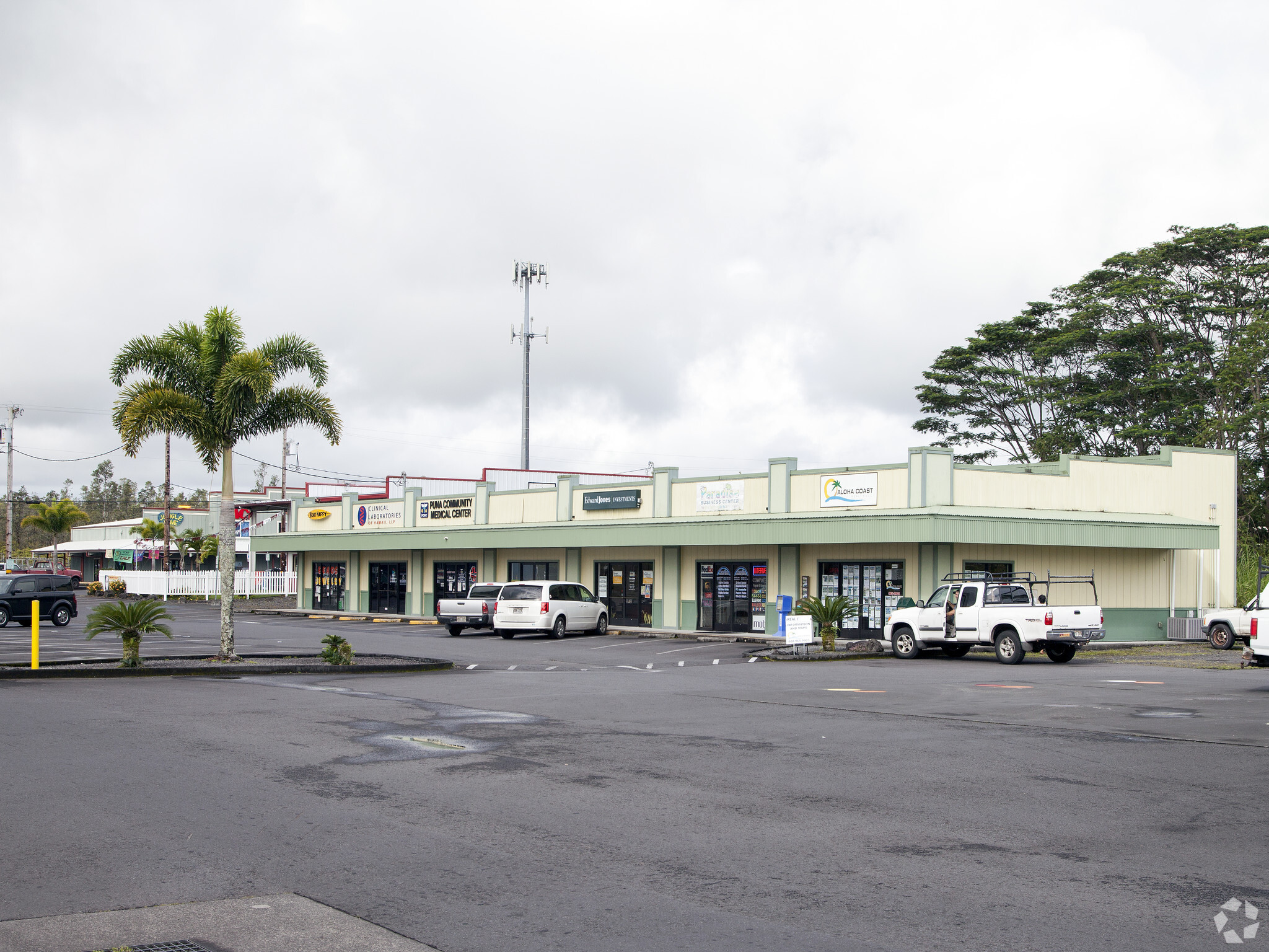 15-2660 Pahoa Village Rd, Pahoa, HI for lease Primary Photo- Image 1 of 30