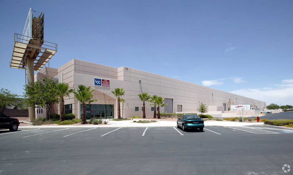 711 Pilot Rd, Las Vegas, NV for lease - Building Photo - Image 2 of 8