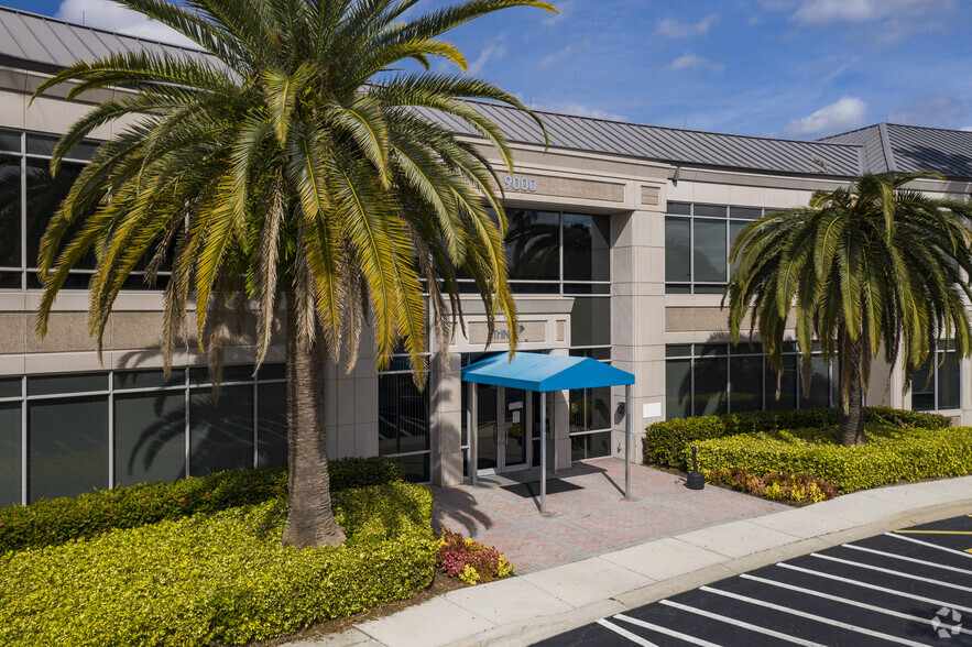 9000 Town Center Pky, Bradenton, FL for lease - Building Photo - Image 3 of 13