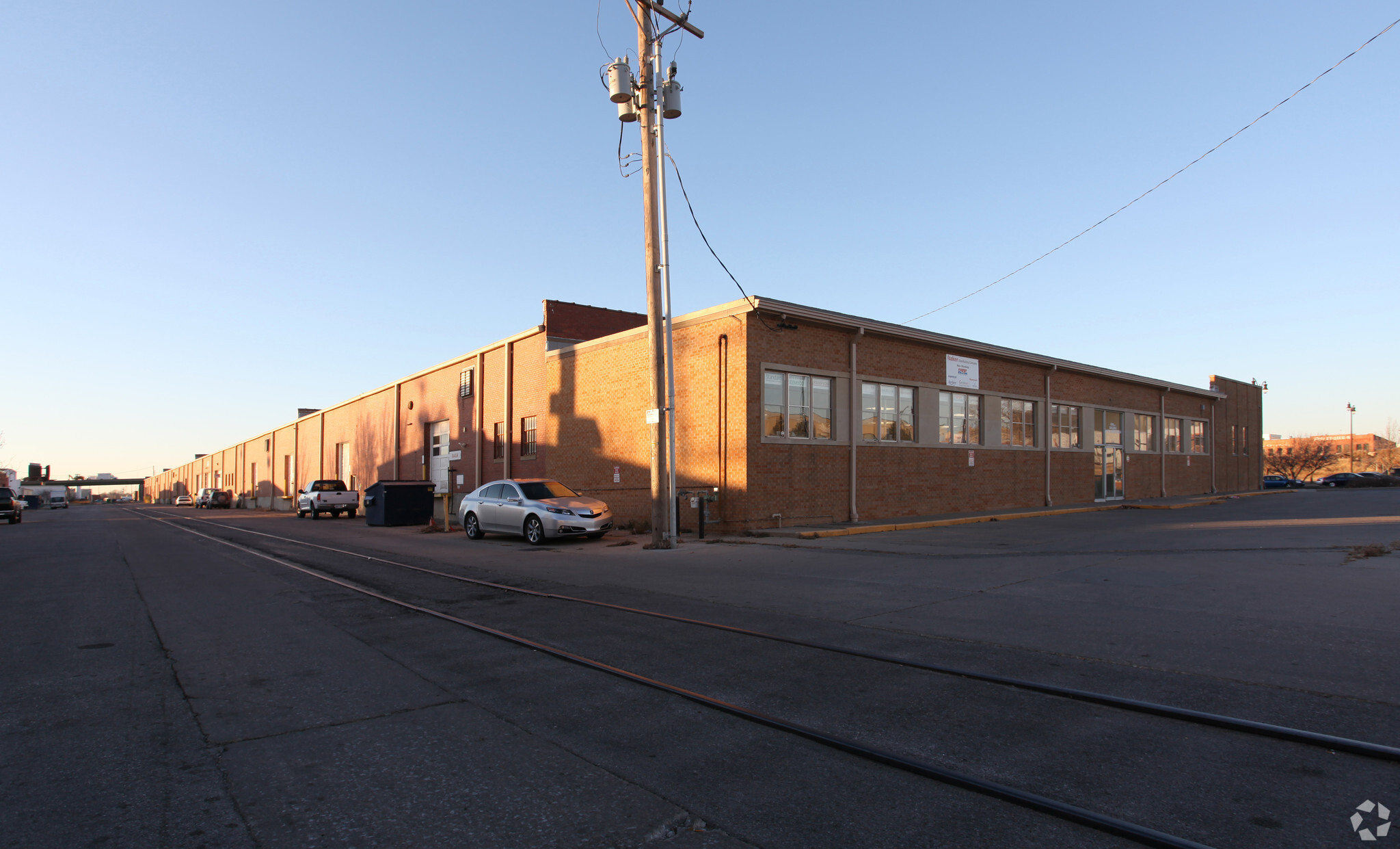 811 E Waterman St, Wichita, KS for lease Primary Photo- Image 1 of 35