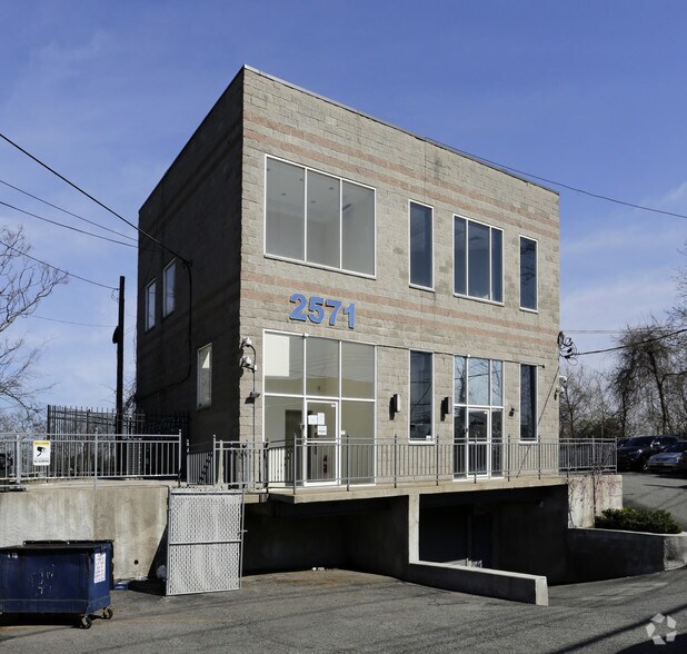 2571 Arthur Kill Rd, Staten Island, NY for sale - Primary Photo - Image 1 of 1