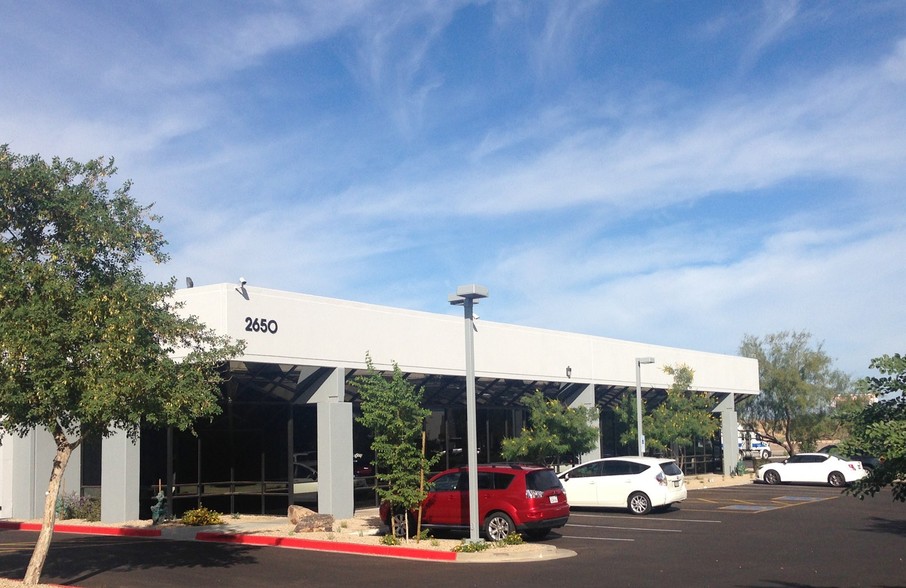 2650 S 46th St, Phoenix, AZ for lease - Building Photo - Image 1 of 3