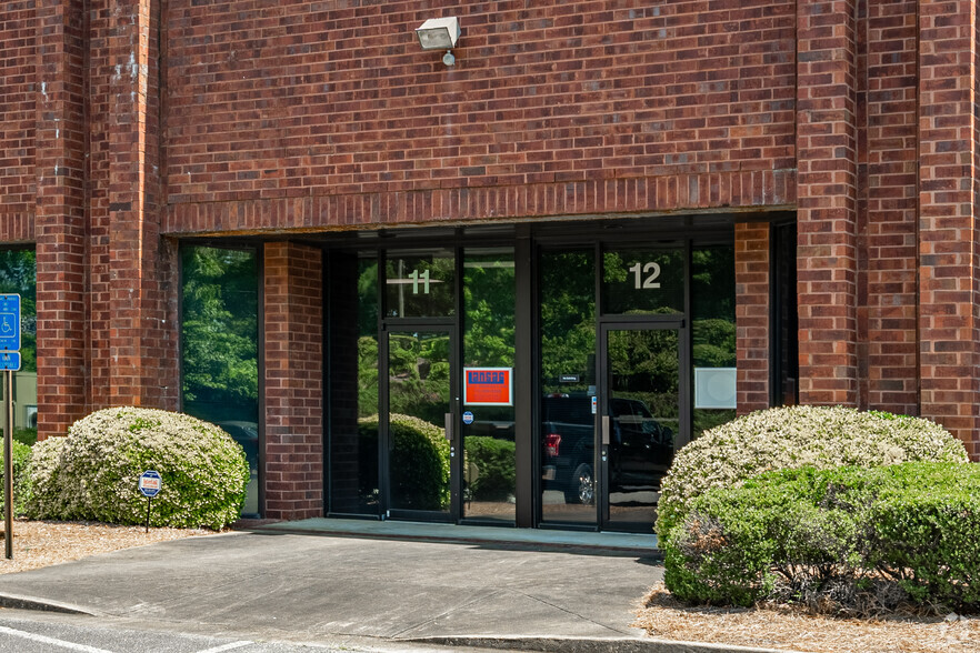 1155 Allgood Rd, Marietta, GA for lease - Building Photo - Image 3 of 4