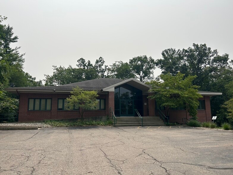 1428 44th St SW, Grand Rapids, MI for lease - Building Photo - Image 2 of 2