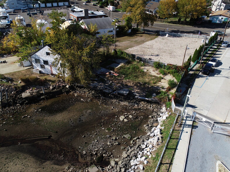 1 Orchard Beach Blvd portfolio of 2 properties for sale on LoopNet.com - Aerial - Image 2 of 7