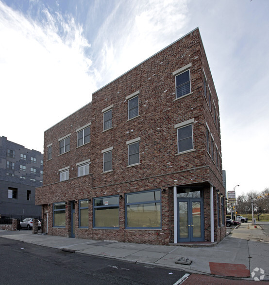 71 Clay St, Newark, NJ for sale - Primary Photo - Image 1 of 1