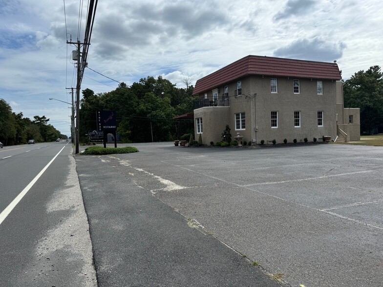 500 W White Horse Pike, Egg Harbor City, NJ for sale - Building Photo - Image 2 of 24