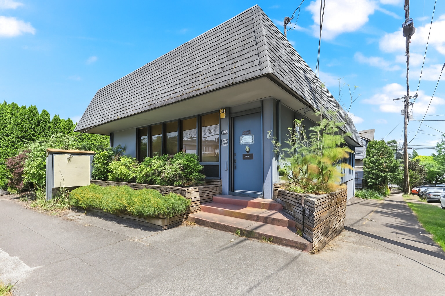 5848 SE Milwaukie Ave, Portland, OR for sale Building Photo- Image 1 of 5