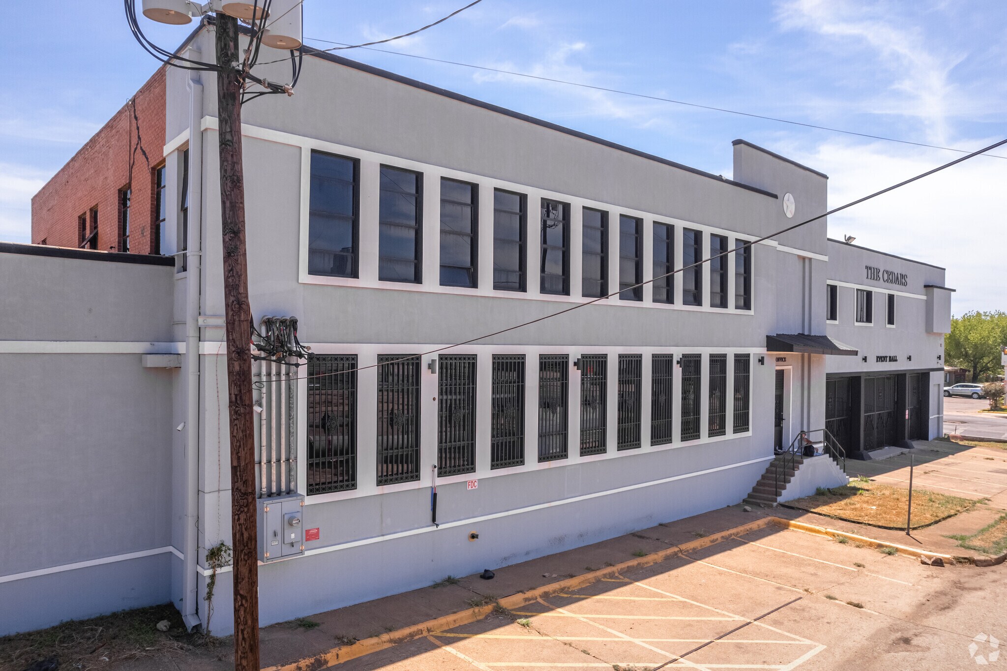 2102 S Cesar Chavez Blvd, Dallas, TX for sale Primary Photo- Image 1 of 1