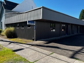 725 NE 4th St, Mcminnville, OR for lease Building Photo- Image 1 of 13