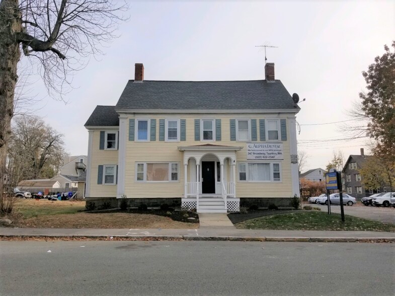 23 Cedar St, Taunton, MA for sale - Building Photo - Image 1 of 1