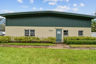 13195 N 49th St N, Clearwater FL - Warehouse