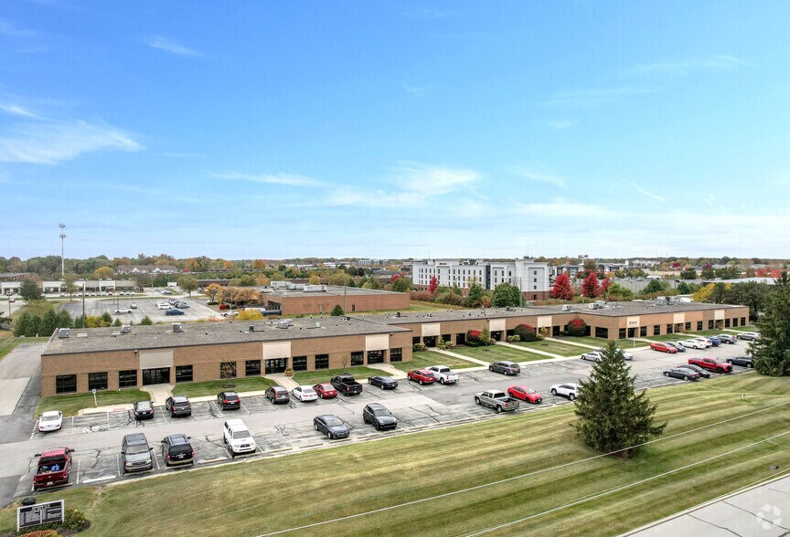 5755-5857 W 74th St, Indianapolis, IN for lease - Building Photo - Image 1 of 4