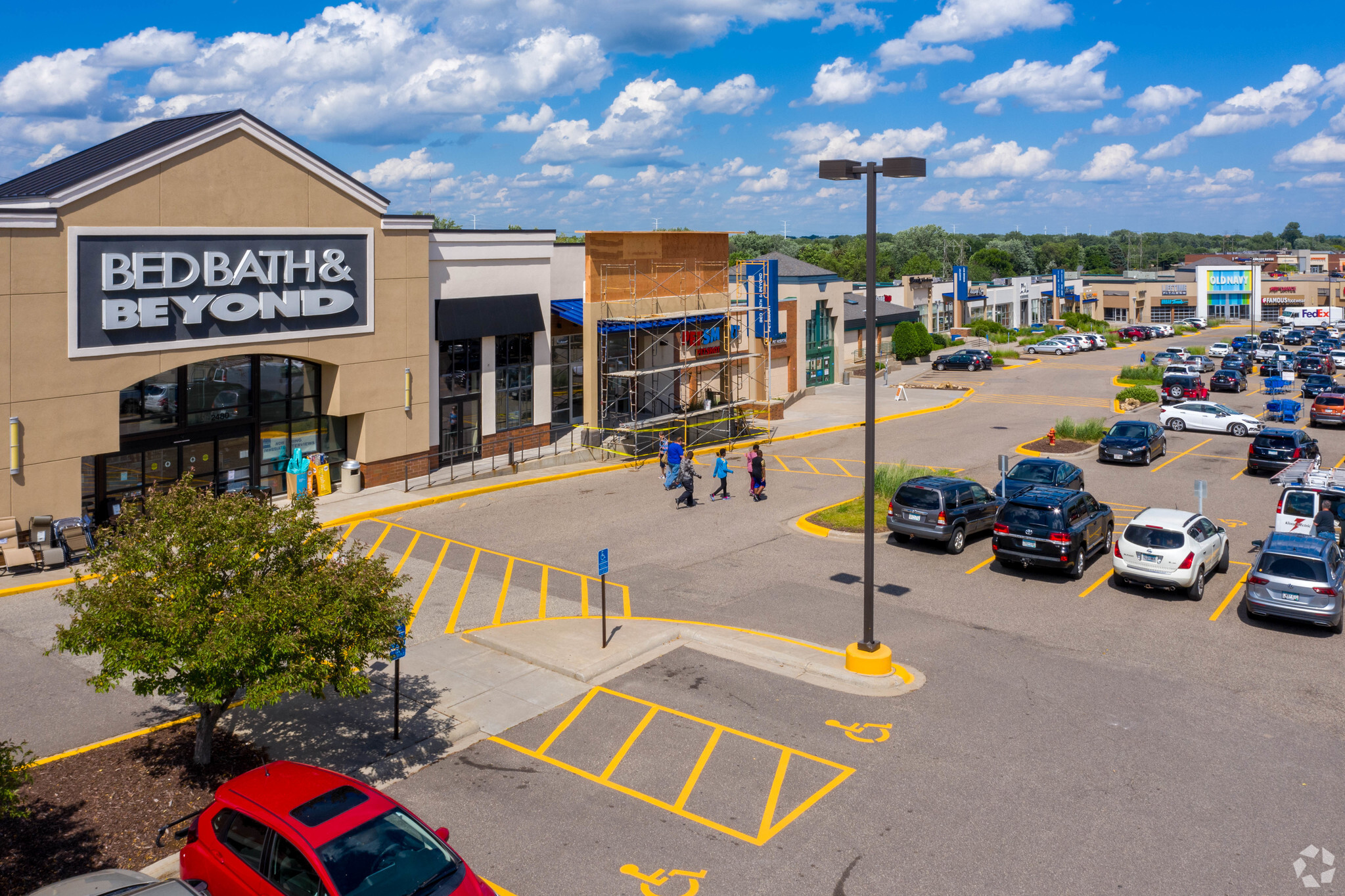 2480 N Fairview Ave N, Roseville, MN for lease Building Photo- Image 1 of 30