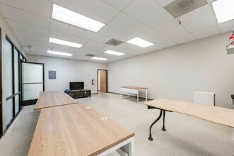 2338 E Anaheim St, Long Beach, CA for lease Interior Photo- Image 1 of 1