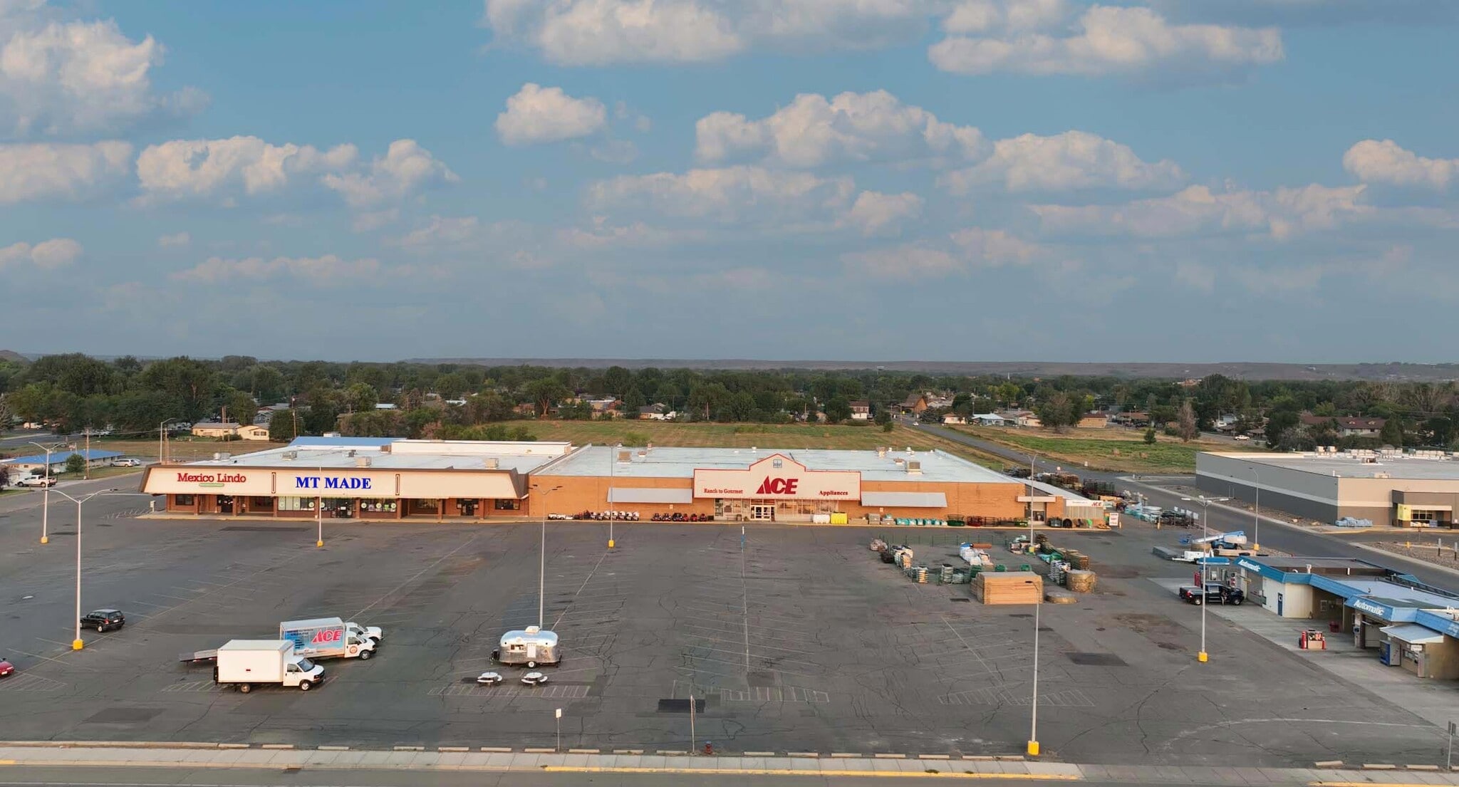 713 S Haynes Ave, Miles City, MT for lease Building Photo- Image 1 of 23