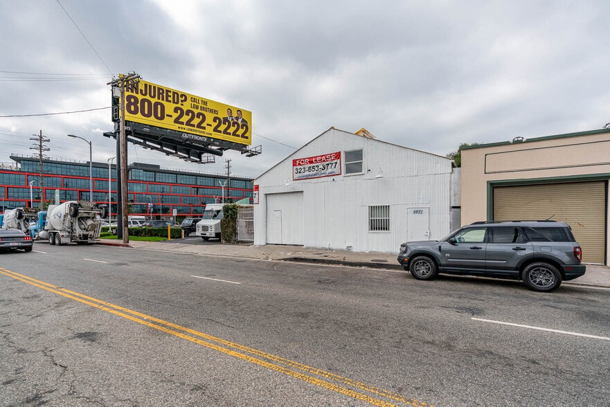 8922 National Blvd, Los Angeles, CA for lease - Building Photo - Image 2 of 25