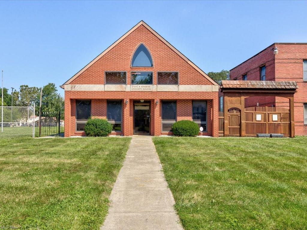 1681 E 31st St, Lorain, OH for sale Primary Photo- Image 1 of 1