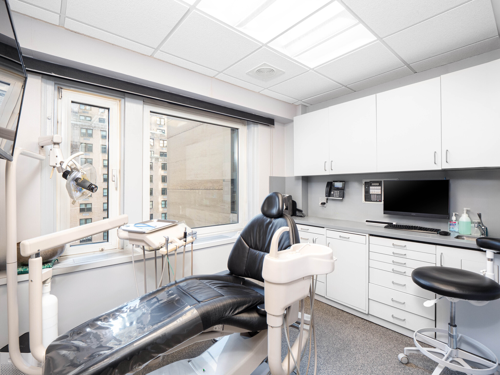 30 Central Park S, New York, NY for lease Interior Photo- Image 1 of 9