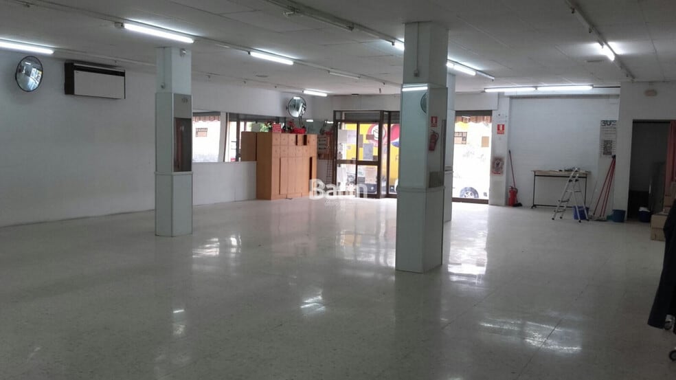 Retail in Córdoba, Córdoba for sale - Building Photo - Image 2 of 3