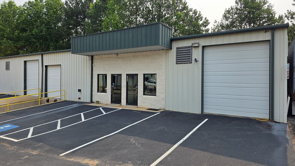 3620 North Pky, Cumming, GA for lease - Building Photo - Image 2 of 28