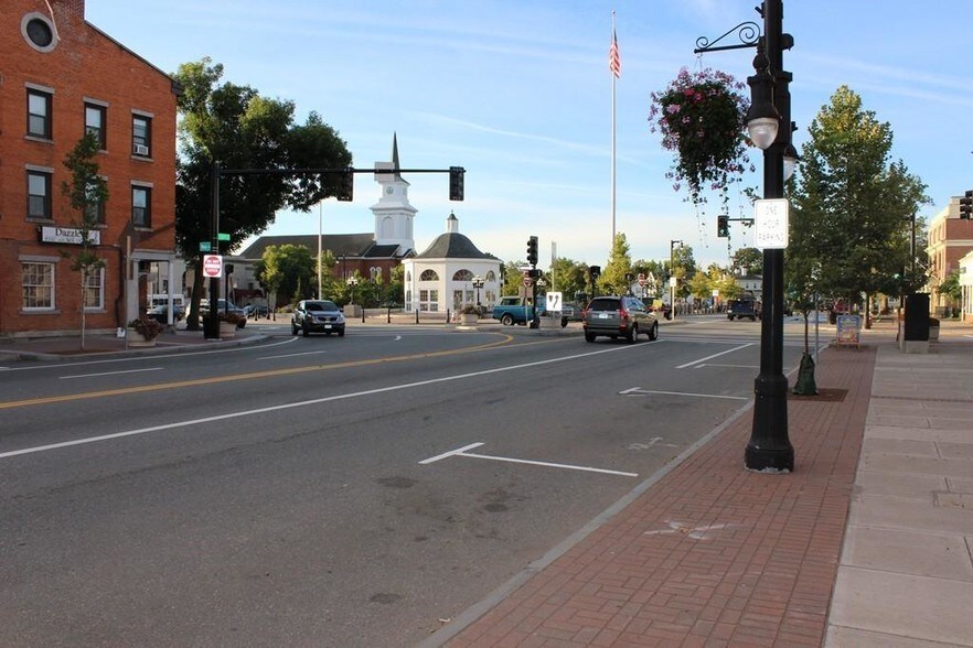 3644 Elm St, Westfield, MA 01085