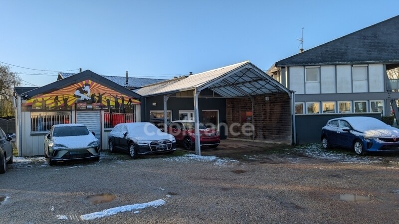 Flex in Sarceaux for sale - Building Photo - Image 2 of 3