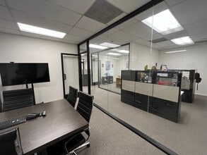 10934-10940 Portal Dr, Los Alamitos, CA for lease Building Photo- Image 2 of 5