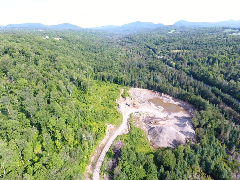 939 US Route 5, Sutton, VT for sale - Building Photo - Image 2 of 23
