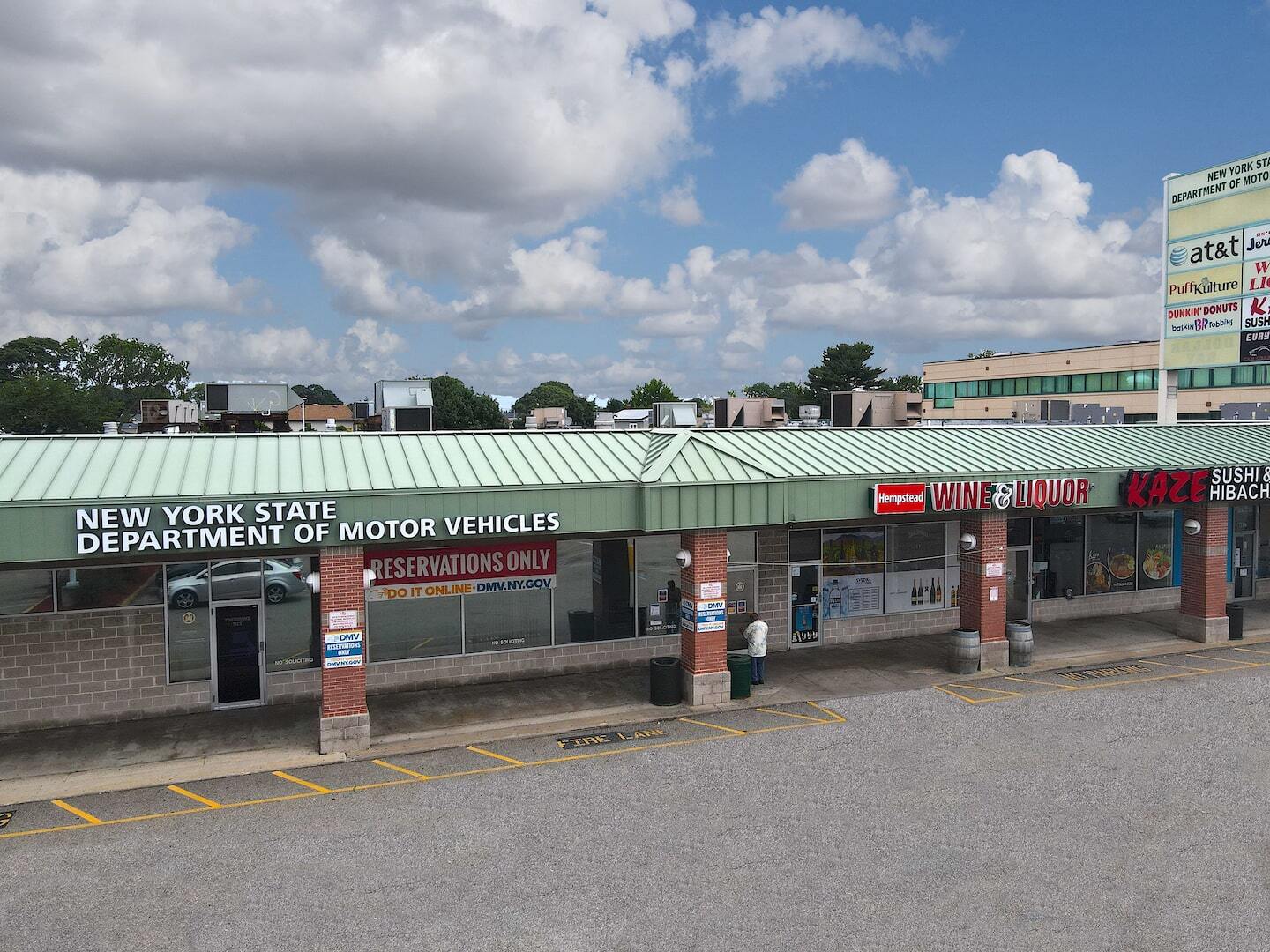 40294049 Hempstead Tpke, Bethpage, NY 11714 Bethpage Plaza