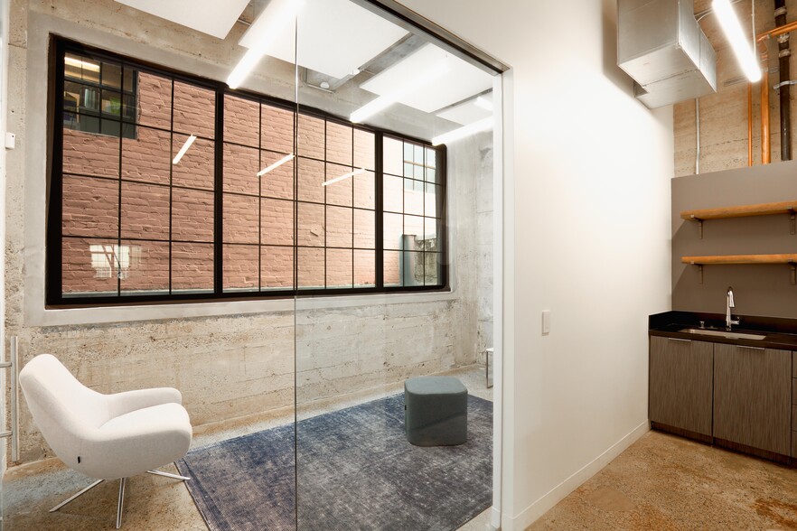 436 Bryant St, San Francisco, CA for lease - Building Photo - Image 2 of 11