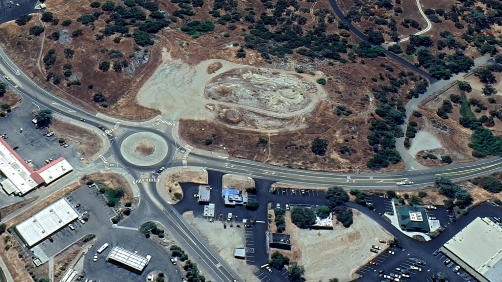 29586 Auberry Rd, Prather, CA for lease - Building Photo - Image 3 of 7