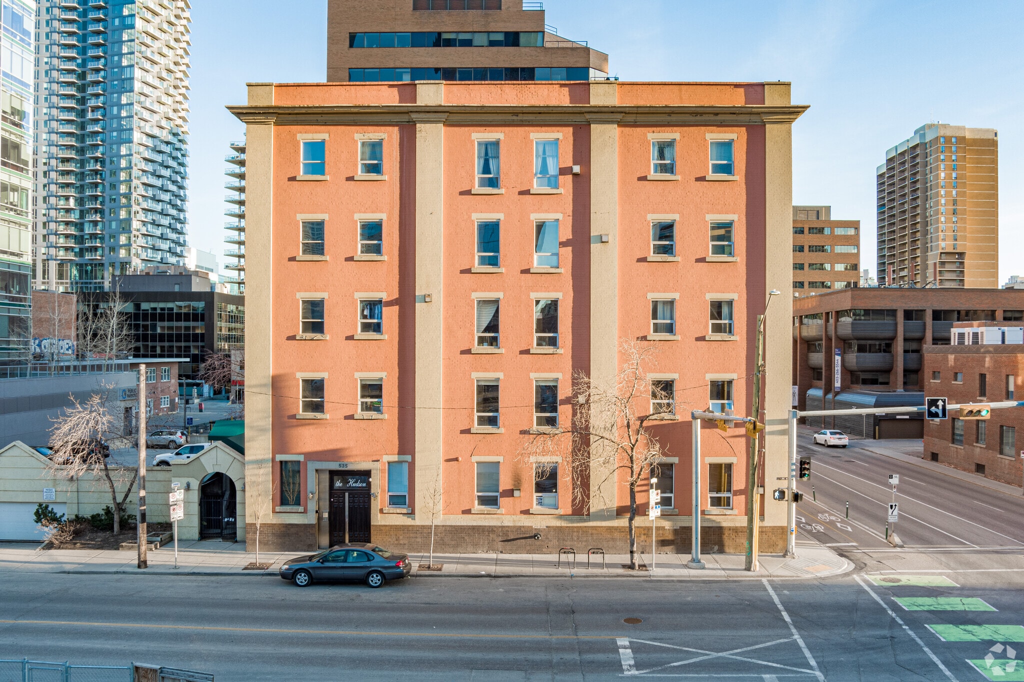 535 10th Ave SW, Calgary, AB for lease Primary Photo- Image 1 of 7