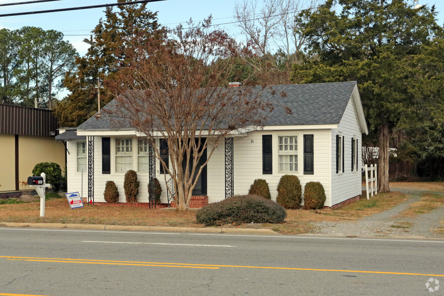 1703 Wayne Memorial Dr, Goldsboro, NC for sale - Primary Photo - Image 1 of 1