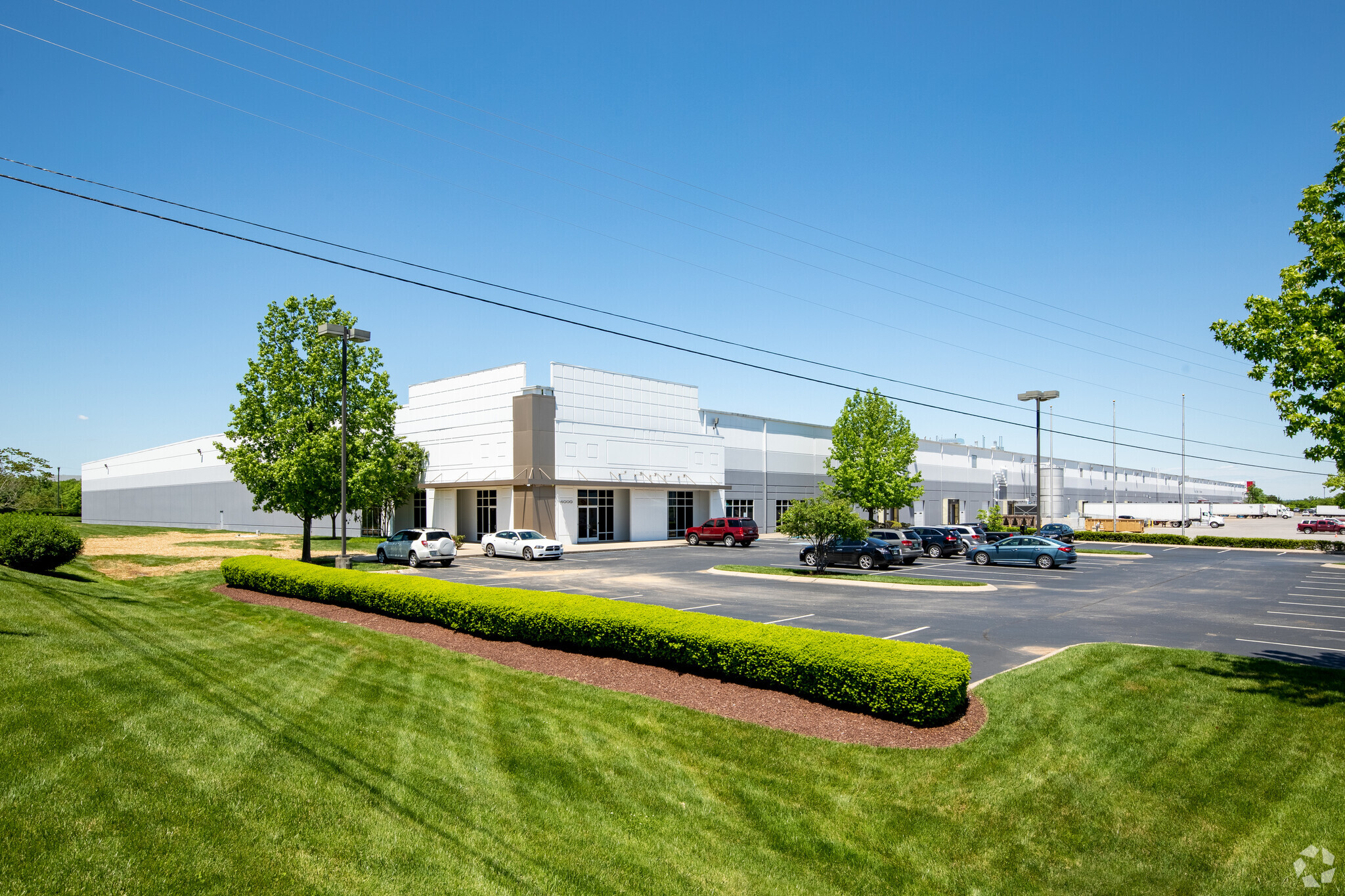 4000-4010 Centre Pointe Dr, La Vergne, TN for sale Building Photo- Image 1 of 1